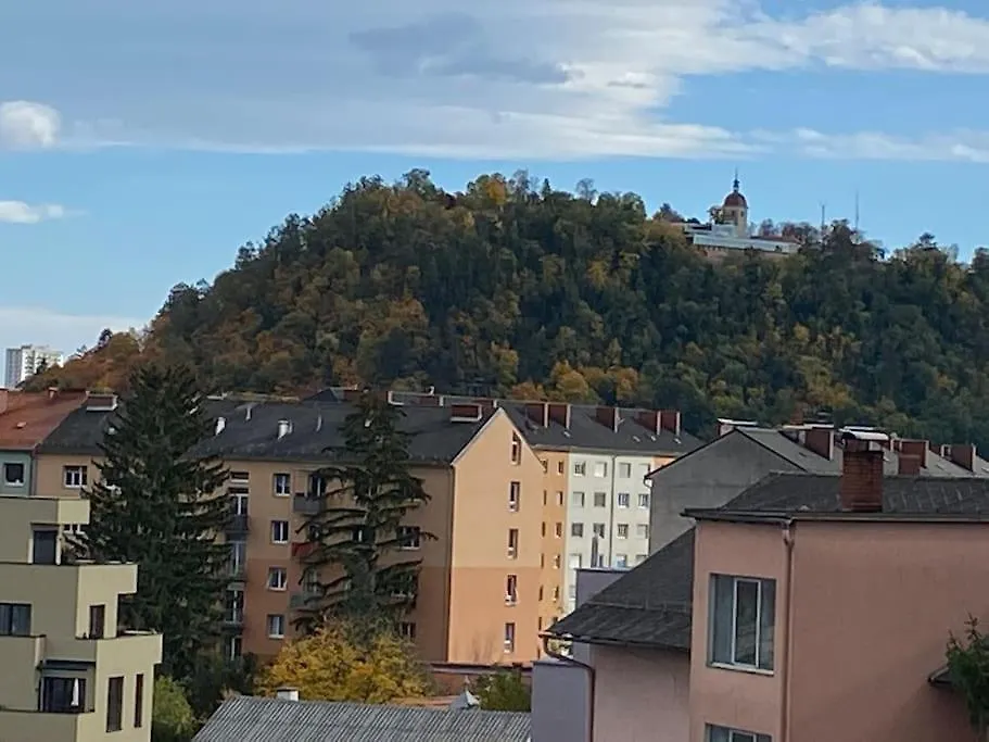 U-Room - Im Herzen Von Graz