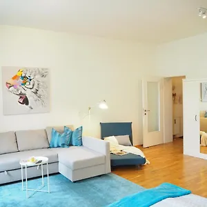 Apstay ǀ Free Parking & Self Check-in Graz
